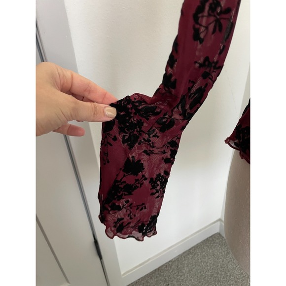 Shein Velvet Burnout Cardigan Top Wine L Fairy Whimsigoth Dark Romantic Femme - Picture 3 of 6